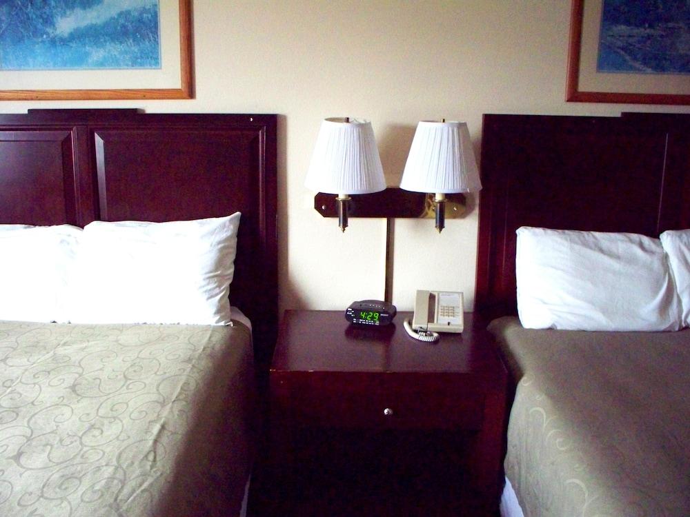 Country Inn Deerwood photo 10