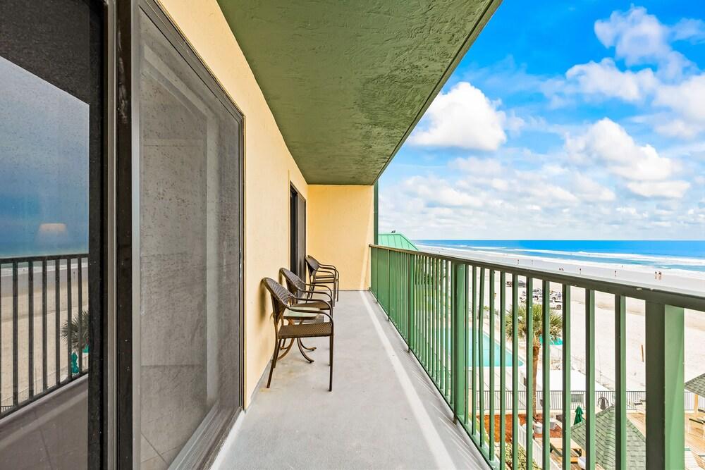 Tropical Suites at Sunglow Resort photo 74
