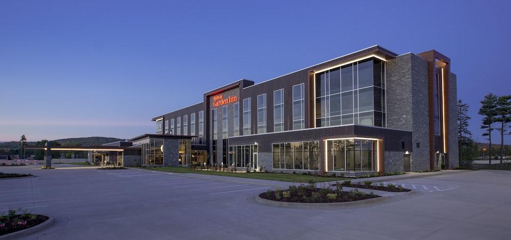Hilton Garden Inn Wausau photo 18