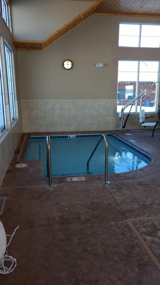 Grandstay Hotel Suites Thief River Falls photo 4