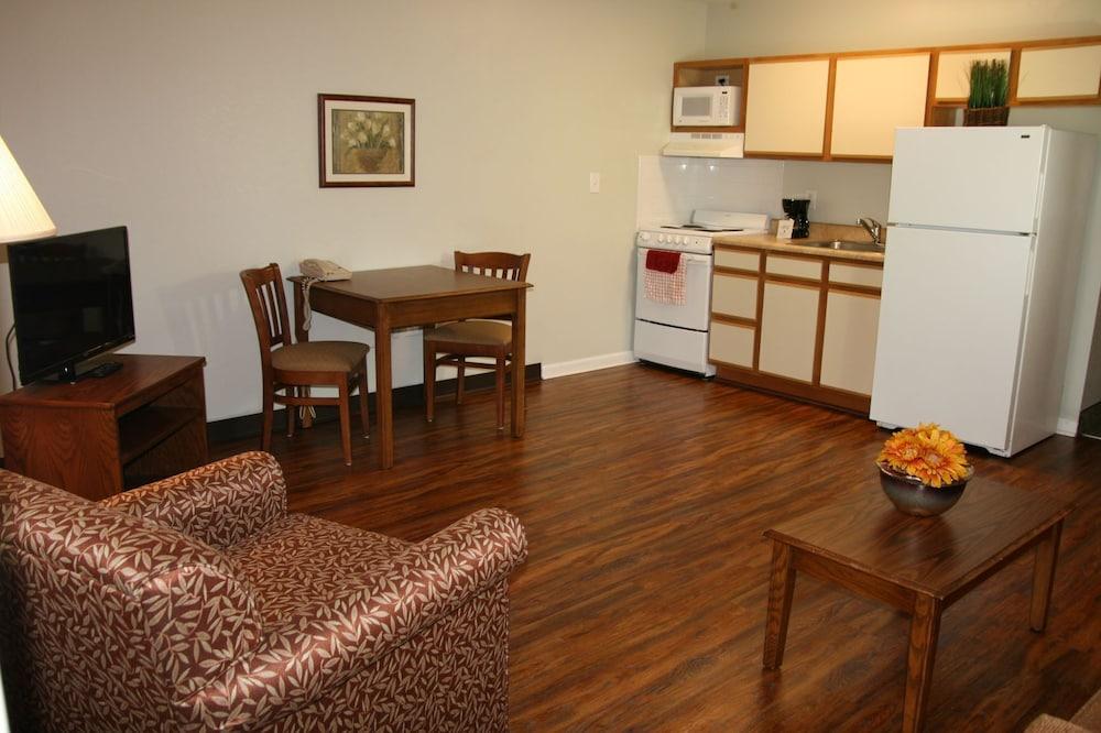 Affordable Suites Sumter SC photo 10