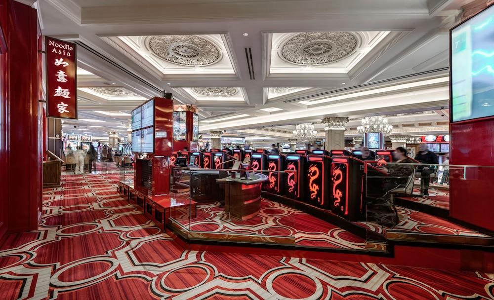 The Venetian Prestige Club Lounge photo 14