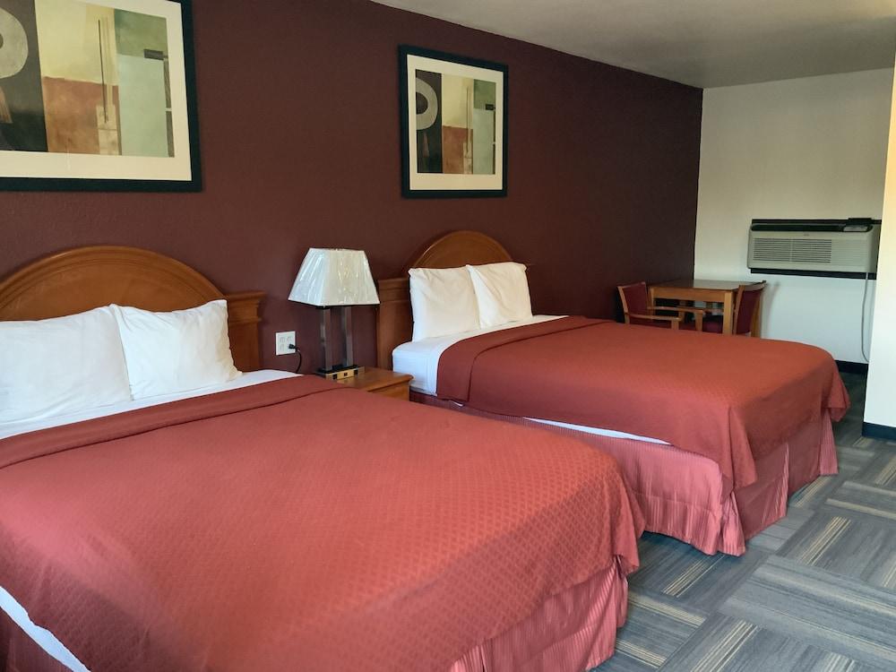 Frontier Motel photo 10