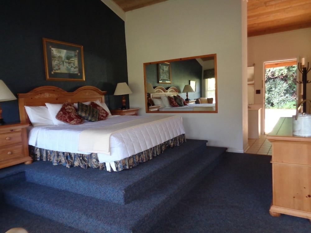 High Meadows Inn photo 8