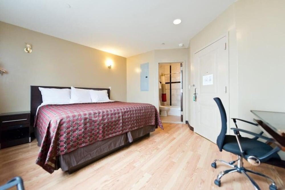 Super Lake Hotel photo 25
