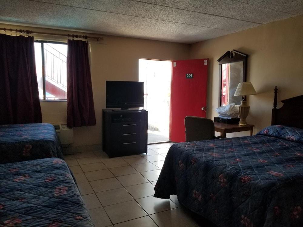 Cloud 9 Inn photo 32