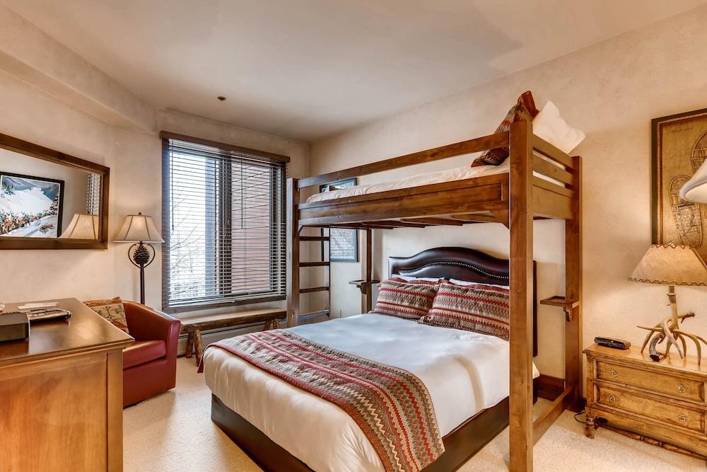 Highlands Area by East West Hospitality photo 8