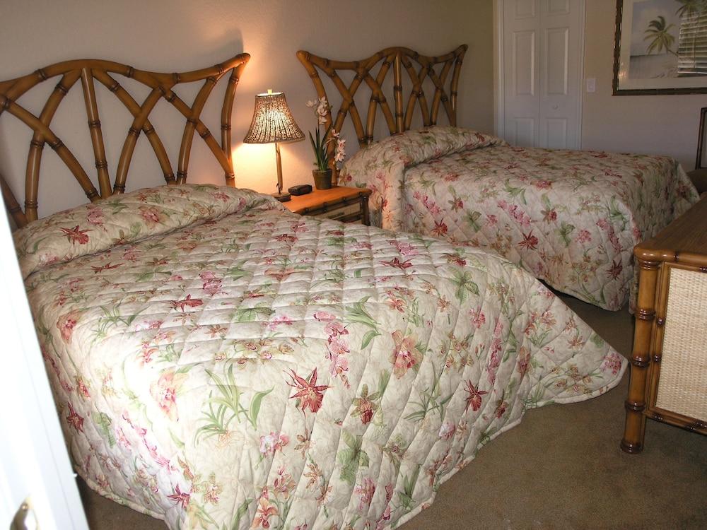 Villas At Regal Palms photo 33