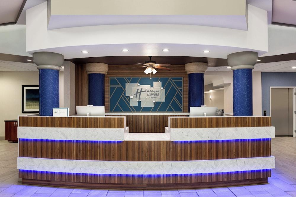 Holiday Inn Express and Suites Bakersfield Central by IHG photo 46