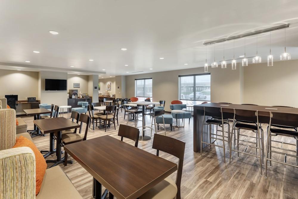 Sleep Inn Lancaster Dallas South photo 8