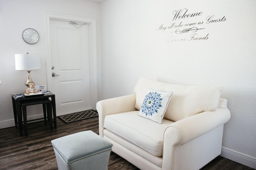 Sea Spray Inn photo 60