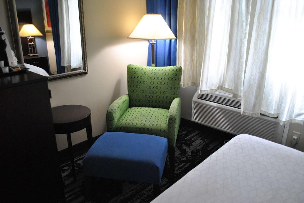 Best Western Owego Inn photo 20