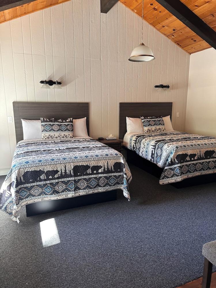 Lee Vining Motel photo 17