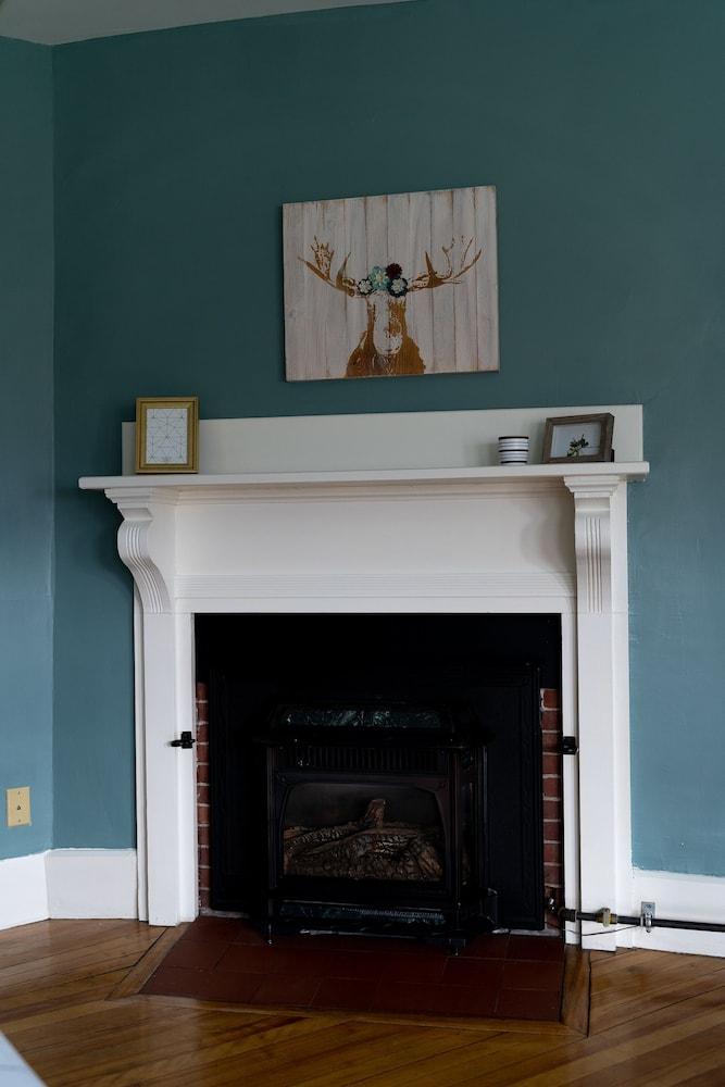 Sunset Hill House photo 32