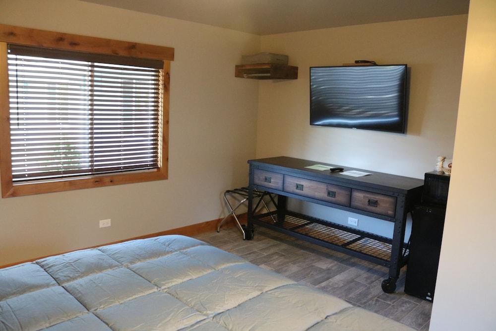 Columbine Inn photo 41