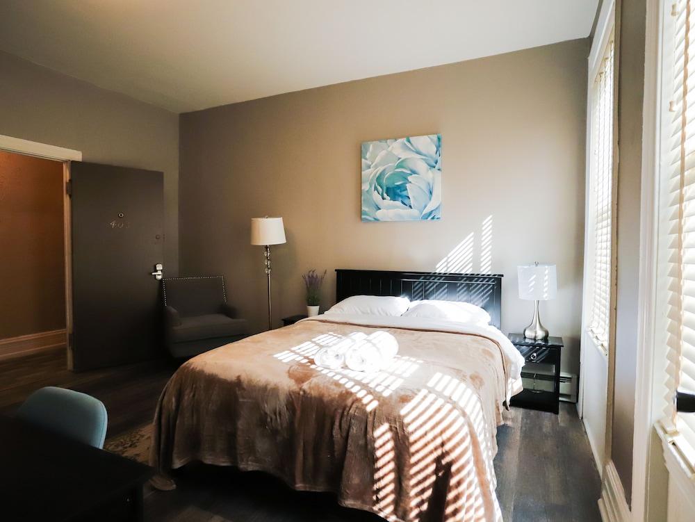 Midtown Suites photo 4