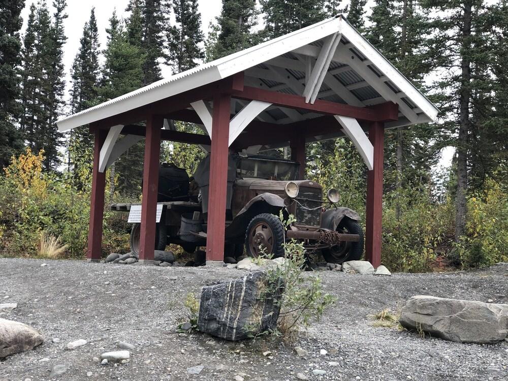 Wrangell Mountain Lodge photo 80