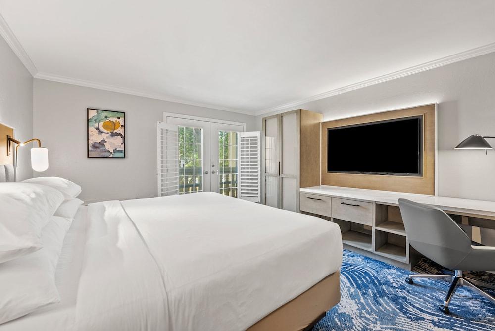 Crowne Plaza Orlando - Downtown by IHG photo 5