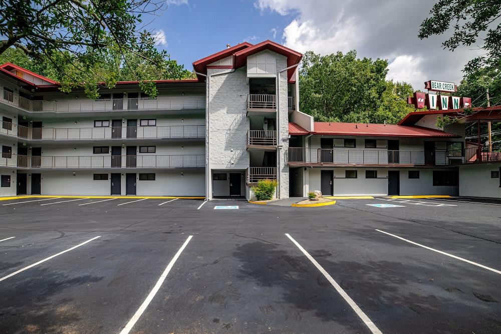 Bear Creek Inn photo 53