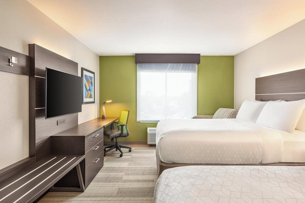 Holiday Inn Express & Suites Live Oak by IHG photo 68