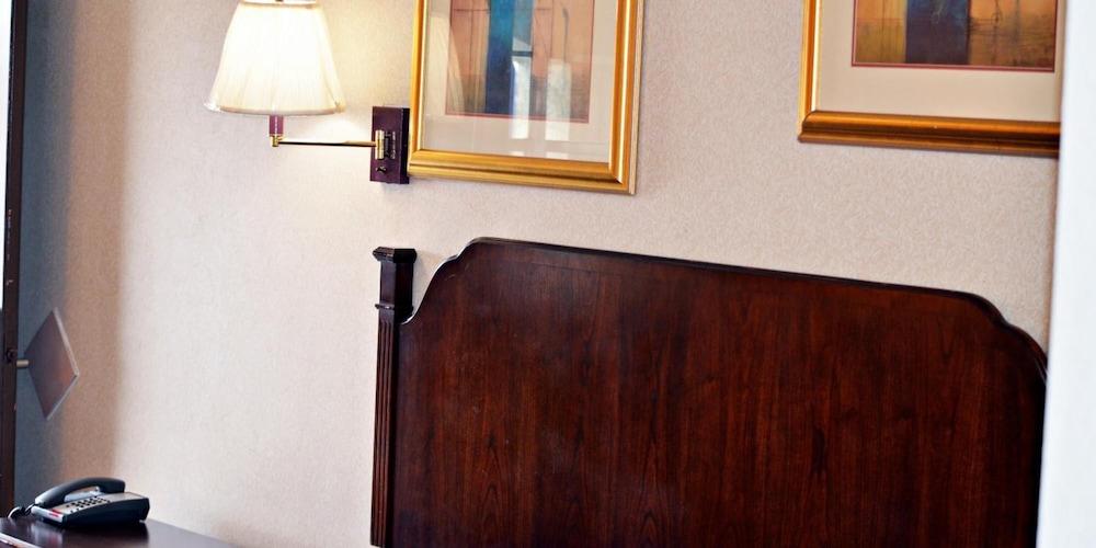 Aloha Inn photo 33