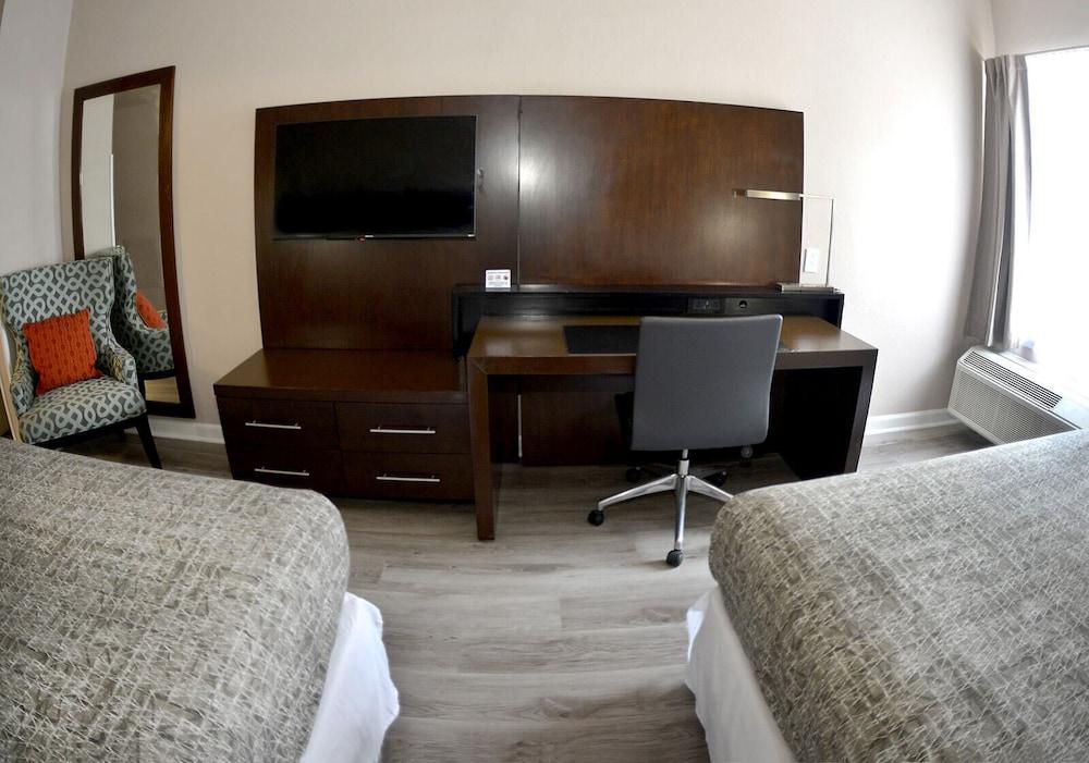 Coastal Comfort Hotel photo 19