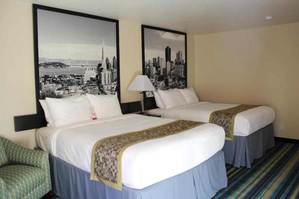 Super 8 by Wyndham Vallejo/Napa Valley photo 20