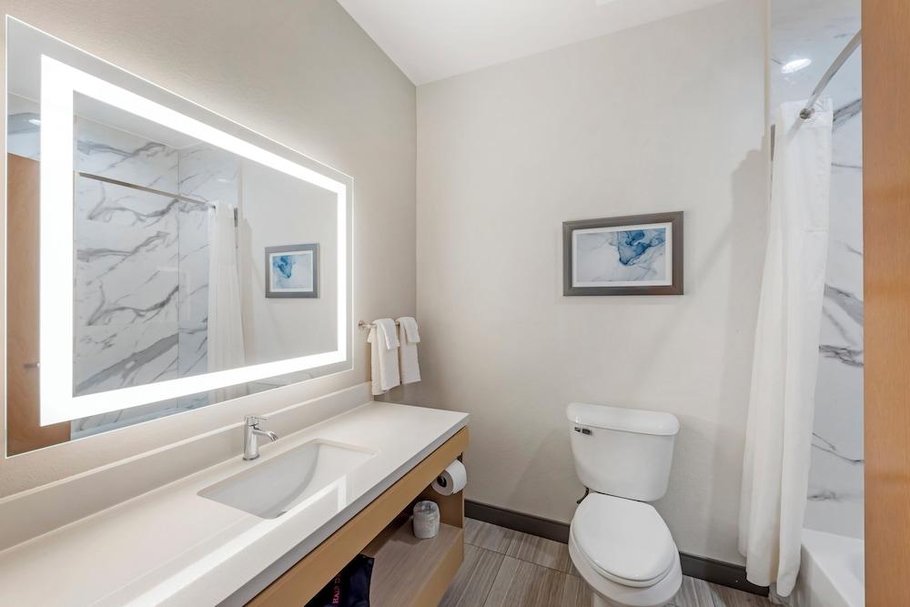 Best Western Plus Chickasha Inn photo 21