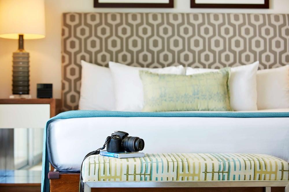 Ilikai Hotel & Luxury Suites photo 23