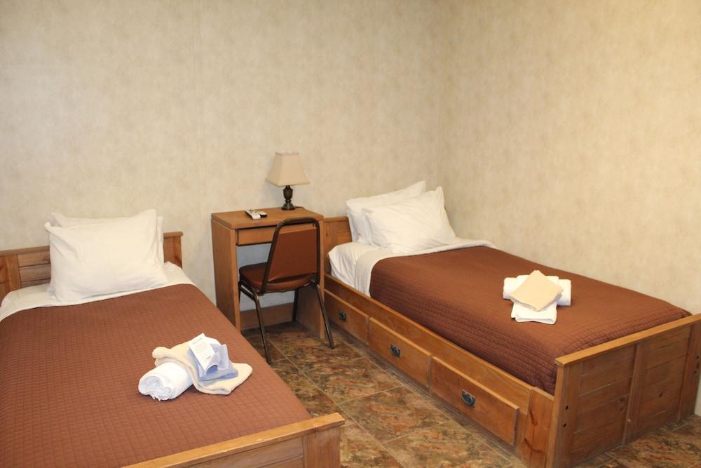 Target Hospitality-Orla North Lodge photo 6