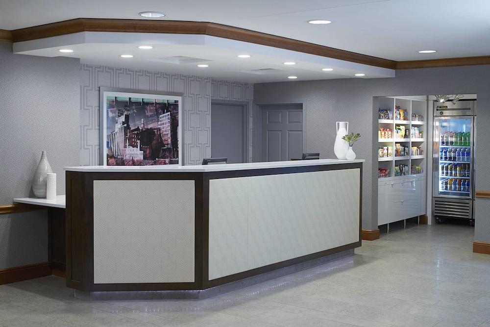 Residence Inn Minneapolis Downtown at The Depot by Marriott photo 2