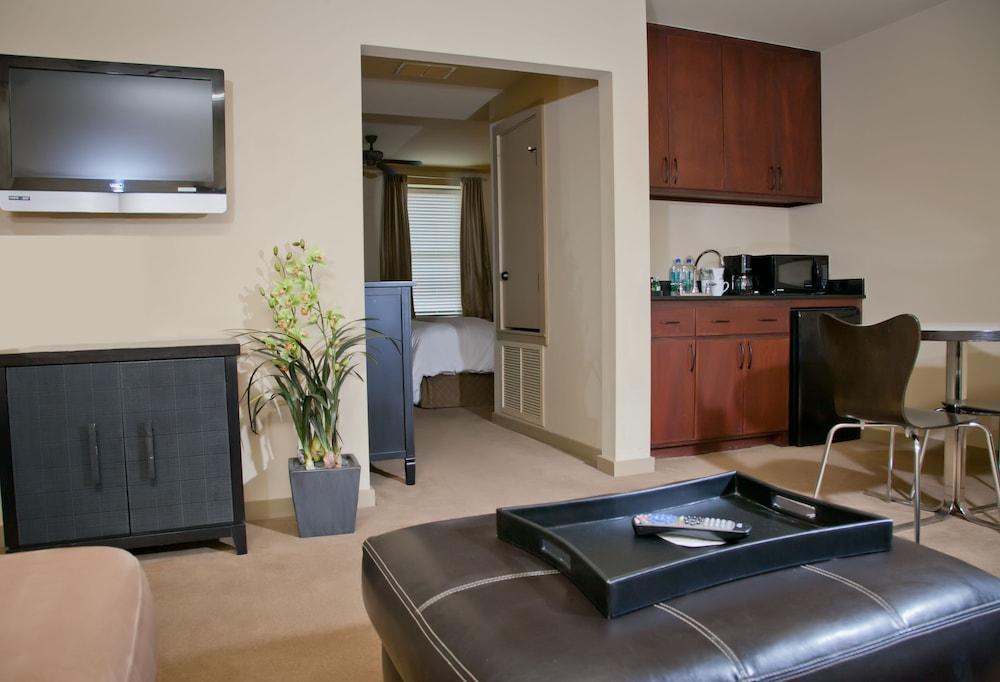 V Boutique Hotel photo 19
