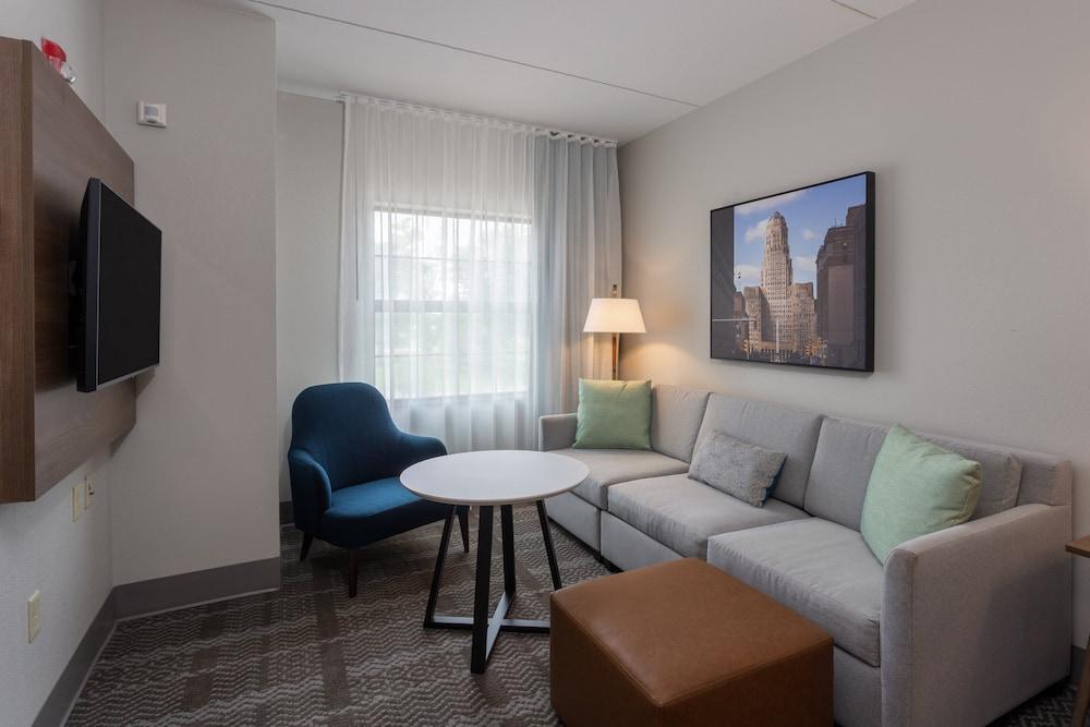 Staybridge Suites West Seneca by IHG photo 8