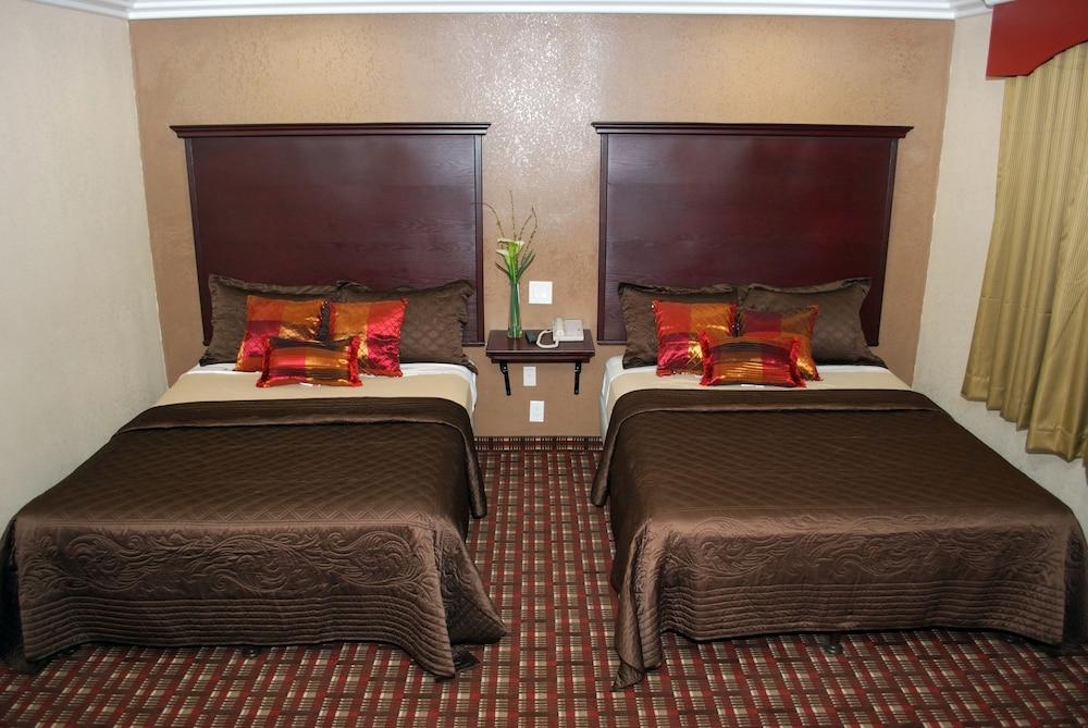 Budget Inn Anaheim photo 8