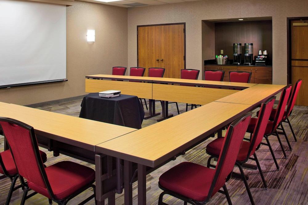 Courtyard by Marriott Orlando International Dr / Conv Cntr photo 23