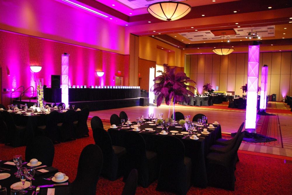 Embassy Suites by Hilton E Peoria Riverfront Conf Center photo 38