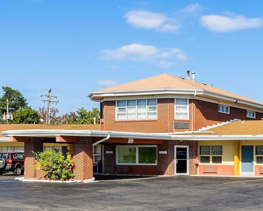 Meadow Acres Inn photo 3
