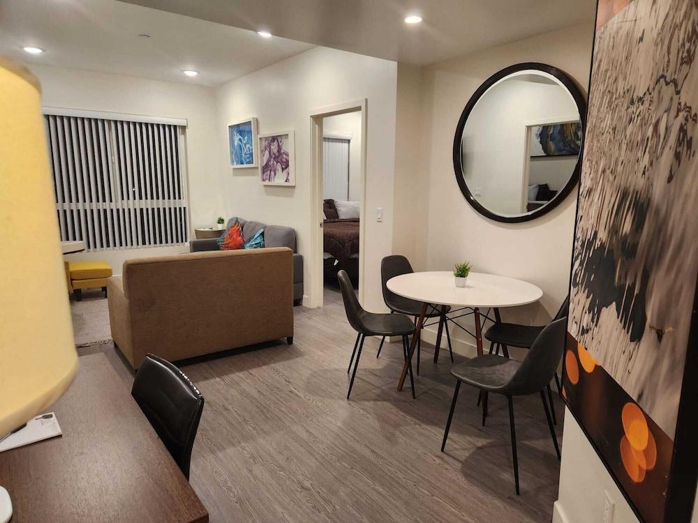Urban Chic Apart-Hotels in Central LA photo 29