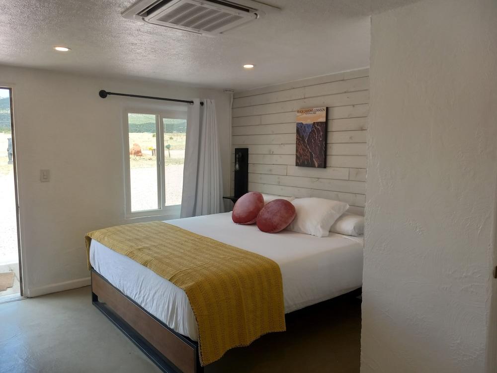 Little Canyon Inn photo 31