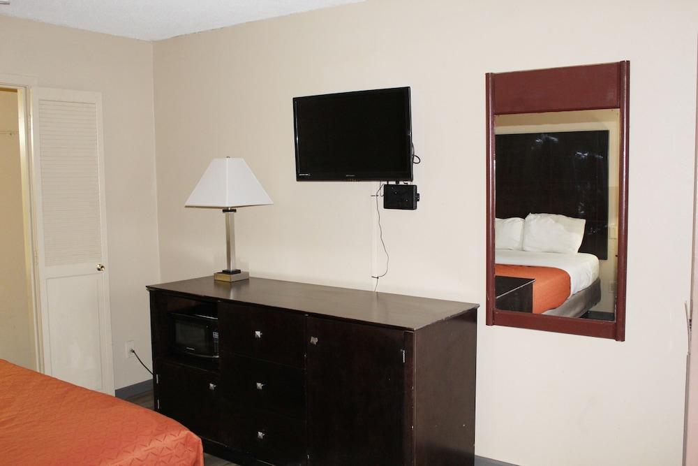 Huntington Inn photo 15