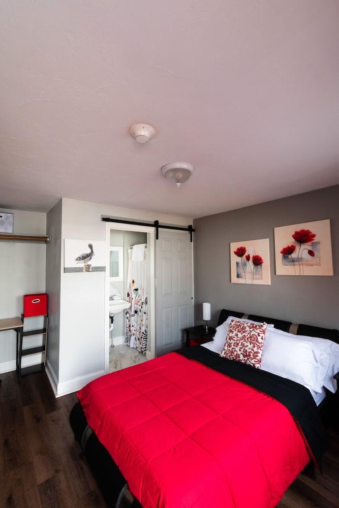 Washington Park Motel photo 14