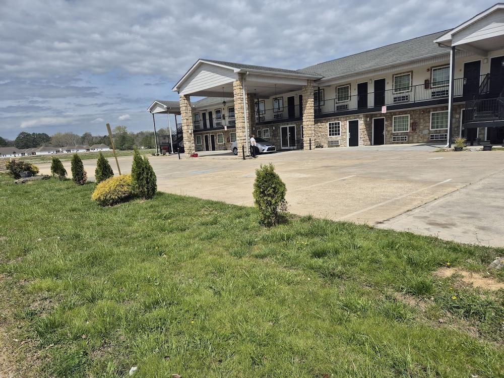 General Bragg Inn & Suites Chickamauga photo 35