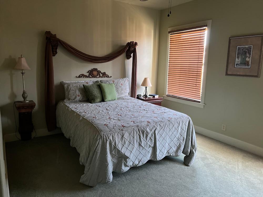 The Eagles Nest Inn photo 6