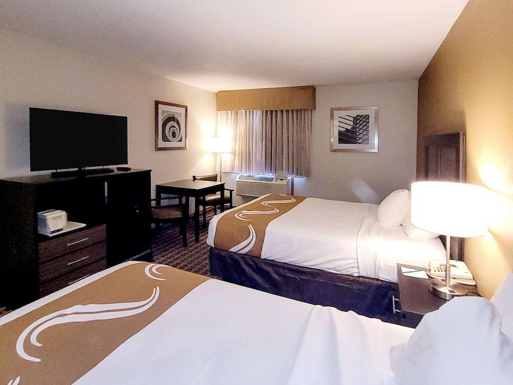 Quality Inn & Suites Marion photo 9