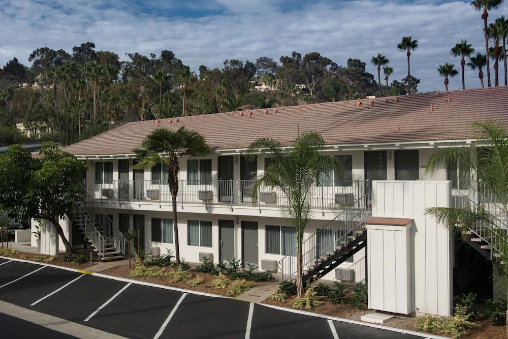 Hotel Iris - San Diego photo 35