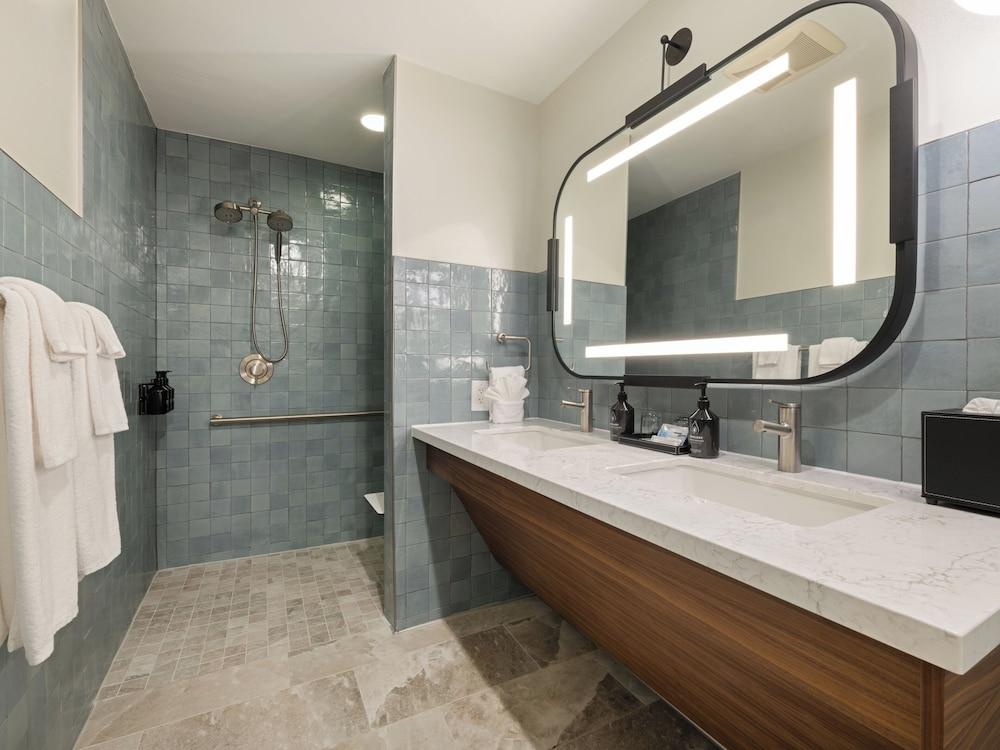 Hotel Indigo Asheville Downtown by IHG photo 33
