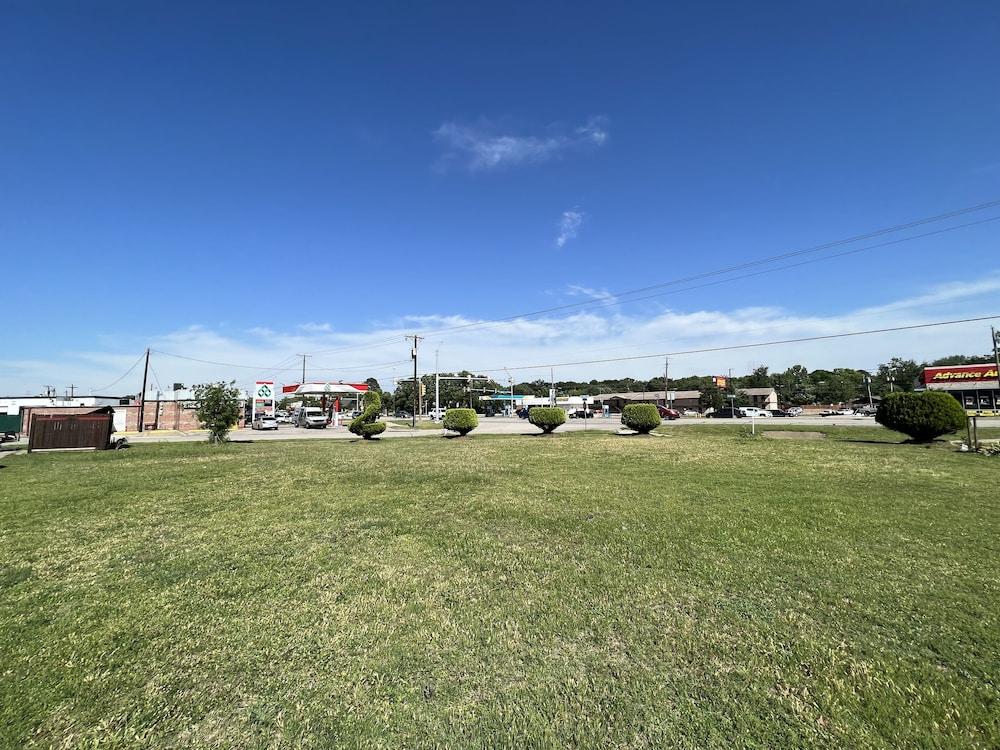 Great Western Inn & Suites photo 15