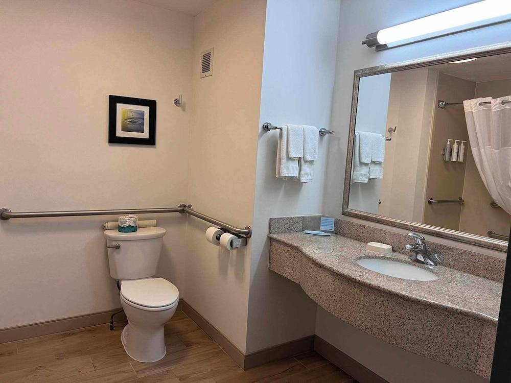 Summit Suites photo 24