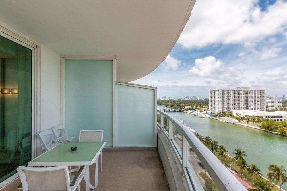 Fonttrebvsjs - Unit 1117 1 Bedroom Condo by RedAwning photo 41