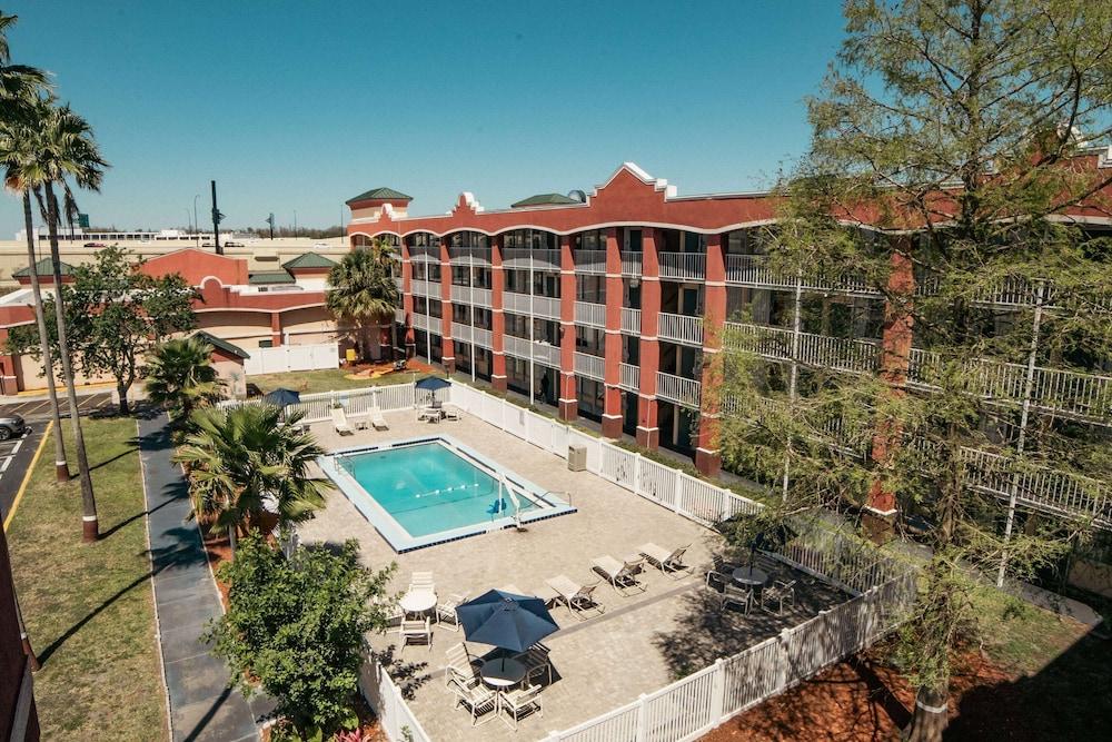 Days Inn by Wyndham York Alabama photo 14